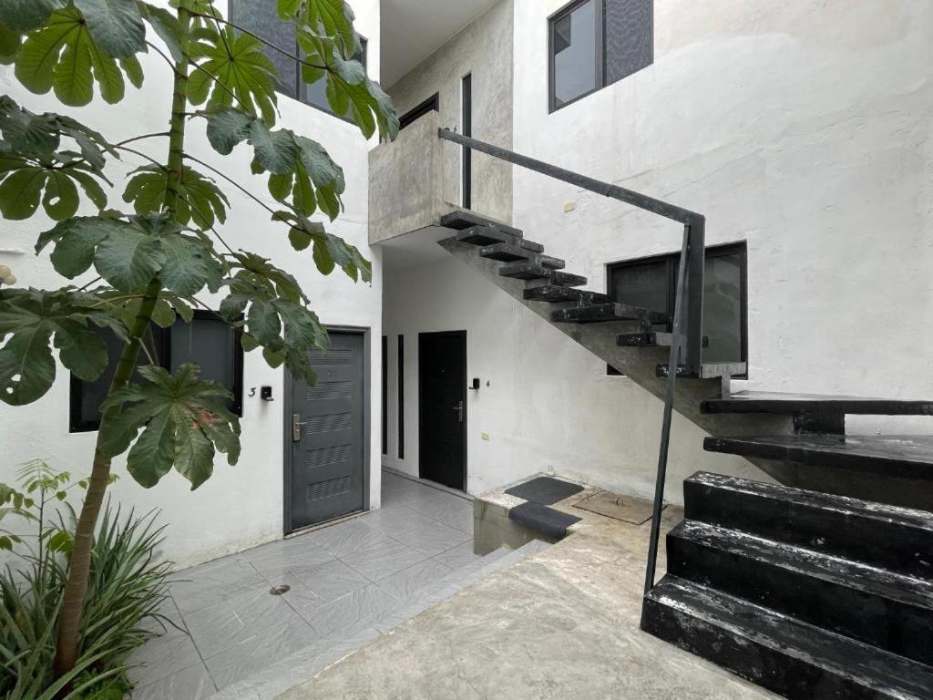 Casa Y Departamentos Lavanda Mérida Esterno foto